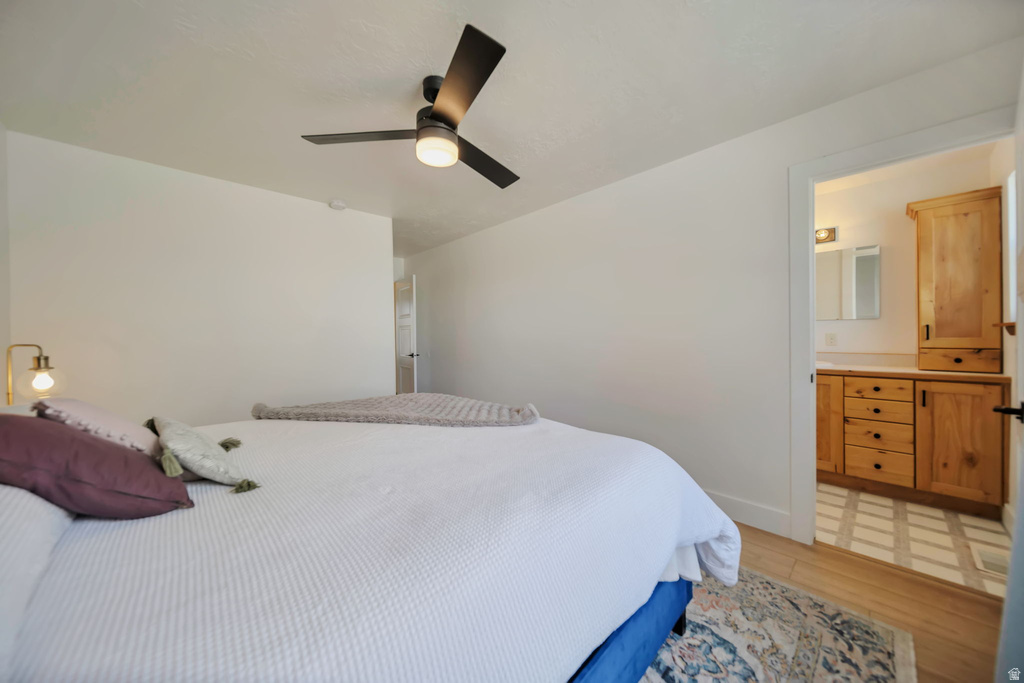 5006 W WOOD SPRING DR West Jordan, UT 84081