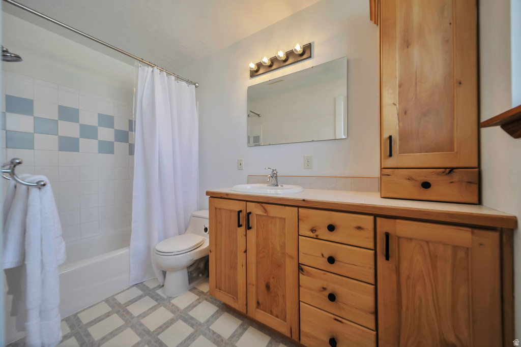 5006 W WOOD SPRING DR West Jordan, UT 84081