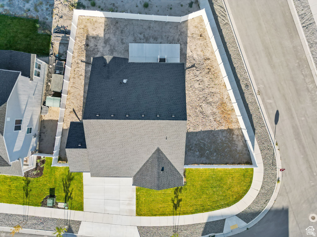 8537 N TIFFANY LN Lake Point, UT 84074