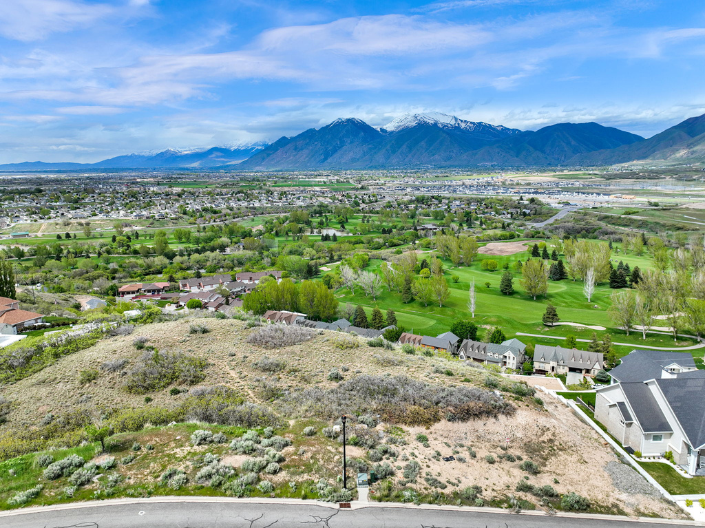 3243 E HAWK DR Spanish Fork, UT 84660