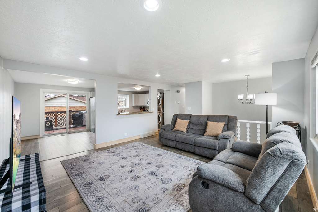 140 W 8710 S Sandy, UT 84070