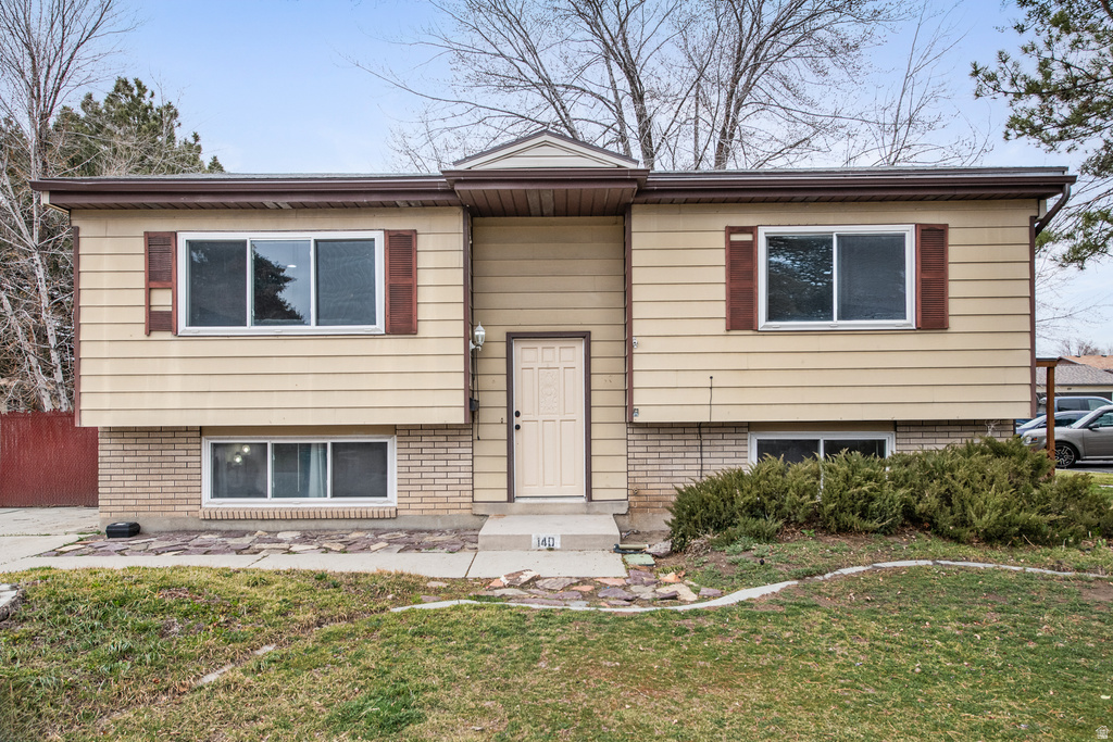 140 W 8710 S Sandy, UT 84070