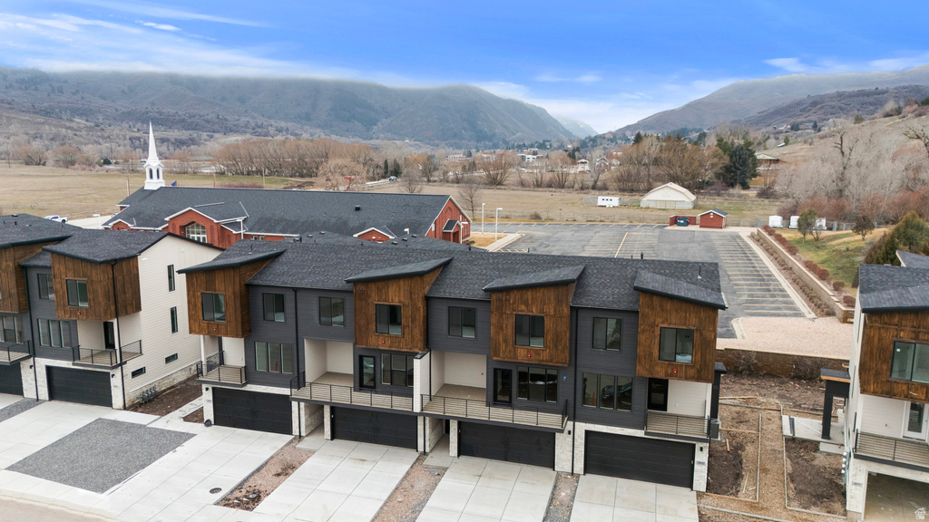 5865 N JEEDER DR Mountain Green, UT 84050