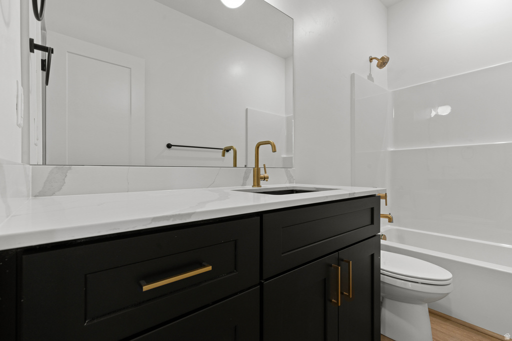 5865 N JEEDER DR Mountain Green, UT 84050