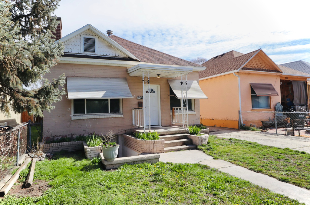 258 N CHICAGO ST Salt Lake City, UT 84116