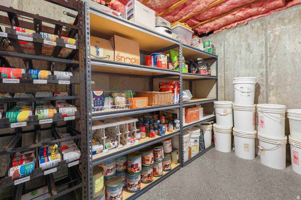 802 E 1120 N Tooele, UT 84074