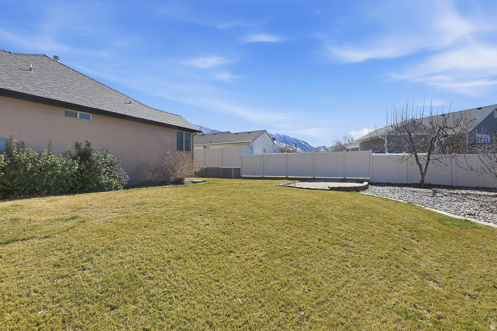 802 E 1120 N Tooele, UT 84074