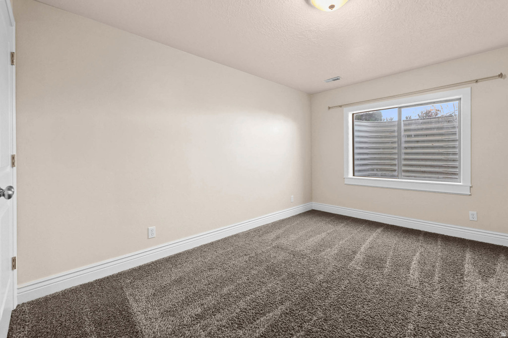 802 E 1120 N Tooele, UT 84074