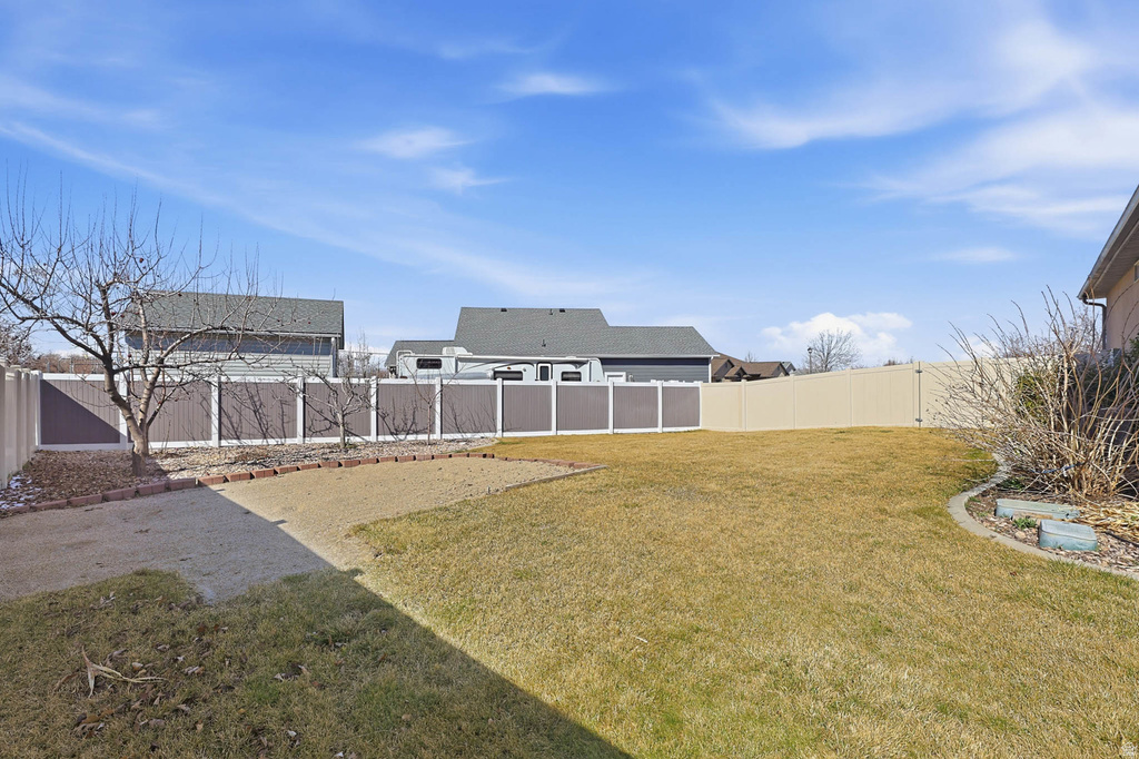 802 E 1120 N Tooele, UT 84074