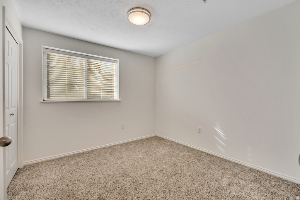 325 W 700 N #14 Salt Lake City, UT 84103