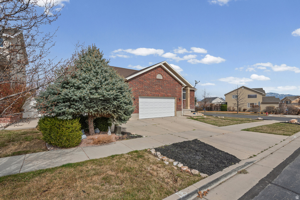 6262 W IMPERIAL OAK DR West Jordan, UT 84081