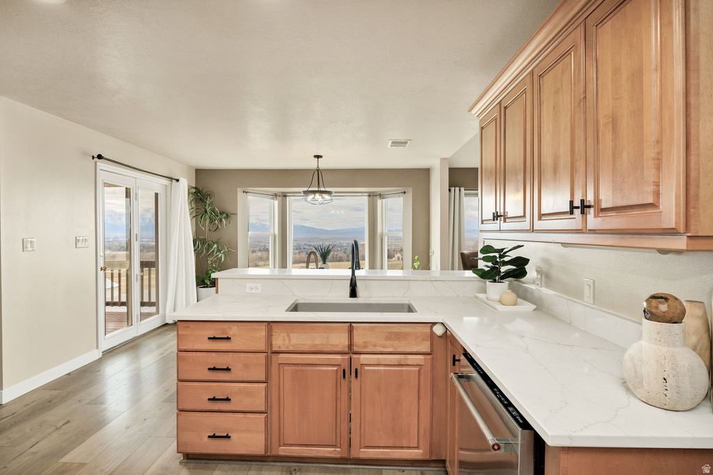 2827 VIEWCREST CIR North Logan, UT 84341