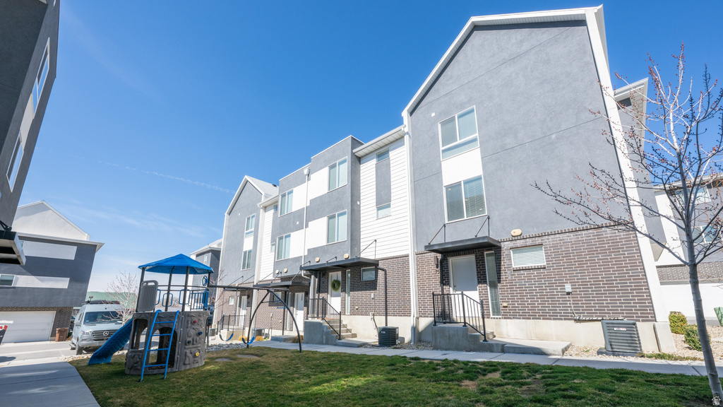 75 E HAMBLIN LN #141 Clearfield, UT 84015