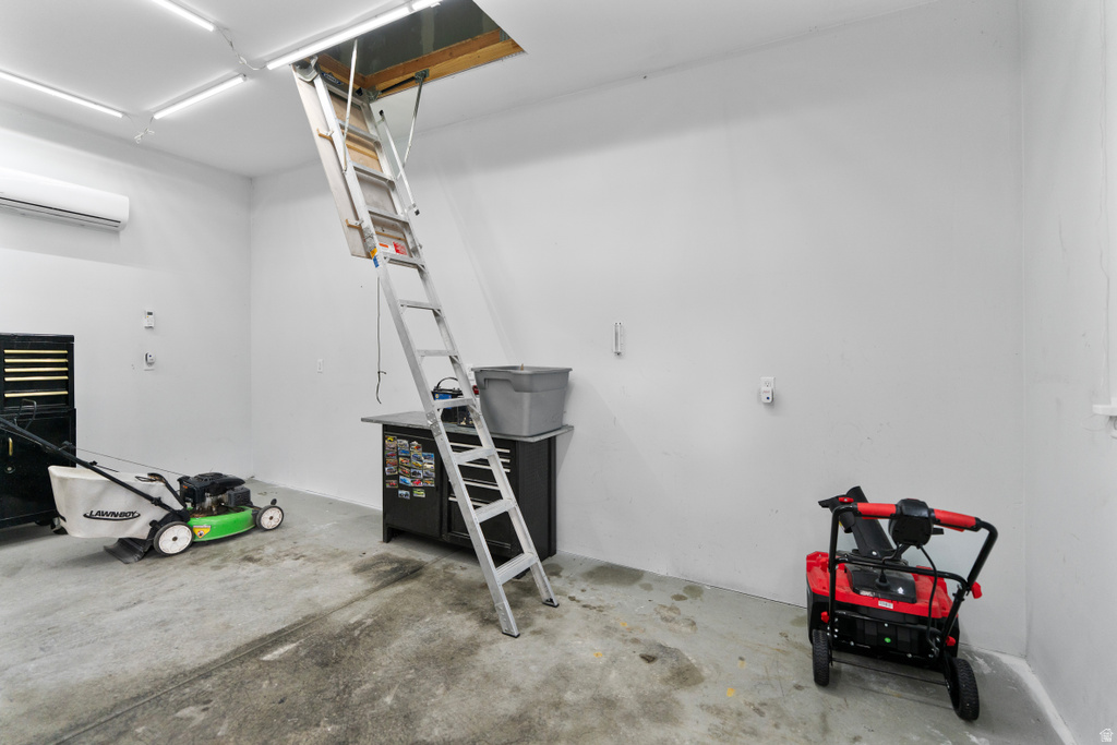 2303 E HAWTHORNE ST Saratoga Springs, UT 84043