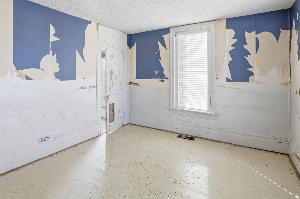 311 S 400 W Payson, UT 84651