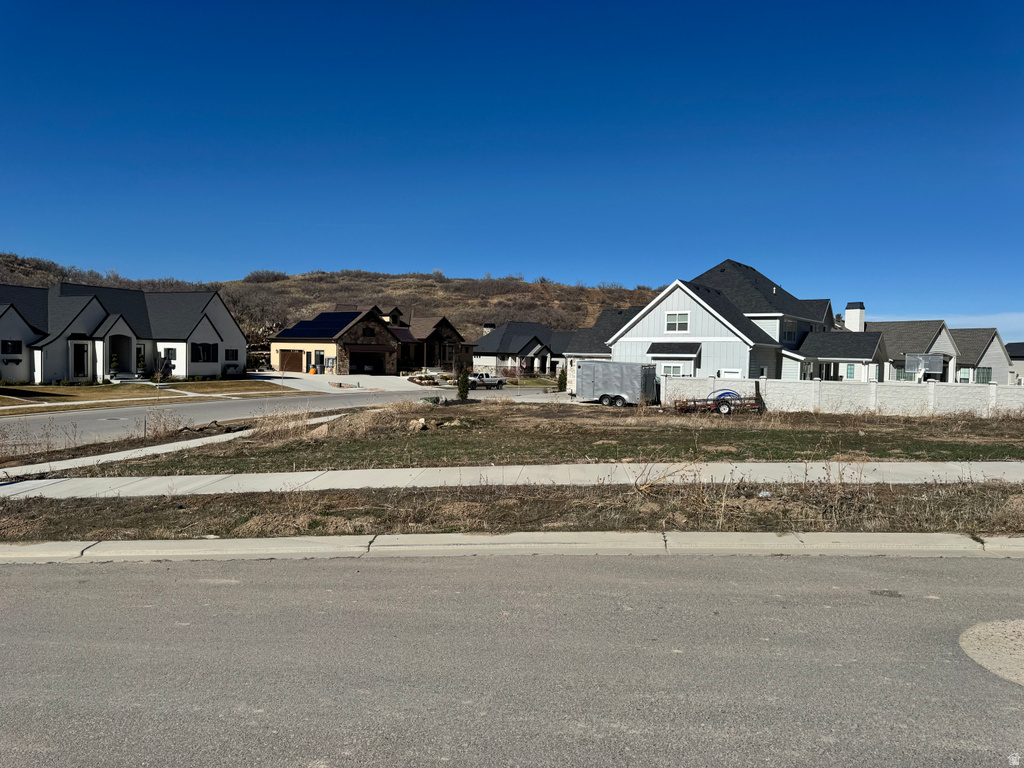 3583 S MAPLETON DR Mapleton, UT 84664