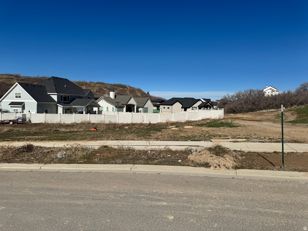3583 S MAPLETON DR Mapleton, UT 84664