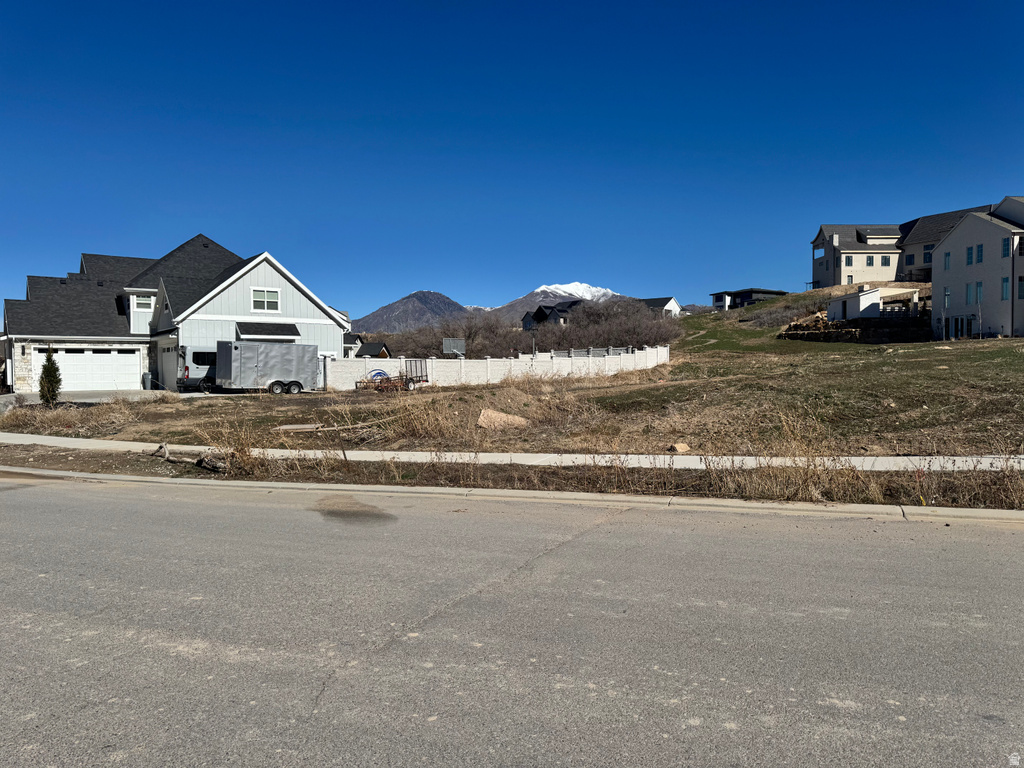 3583 S MAPLETON DR Mapleton, UT 84664