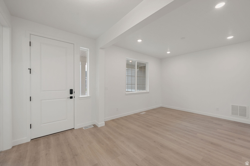 892 W BROCKET ST #241 Saratoga Springs, UT 84045