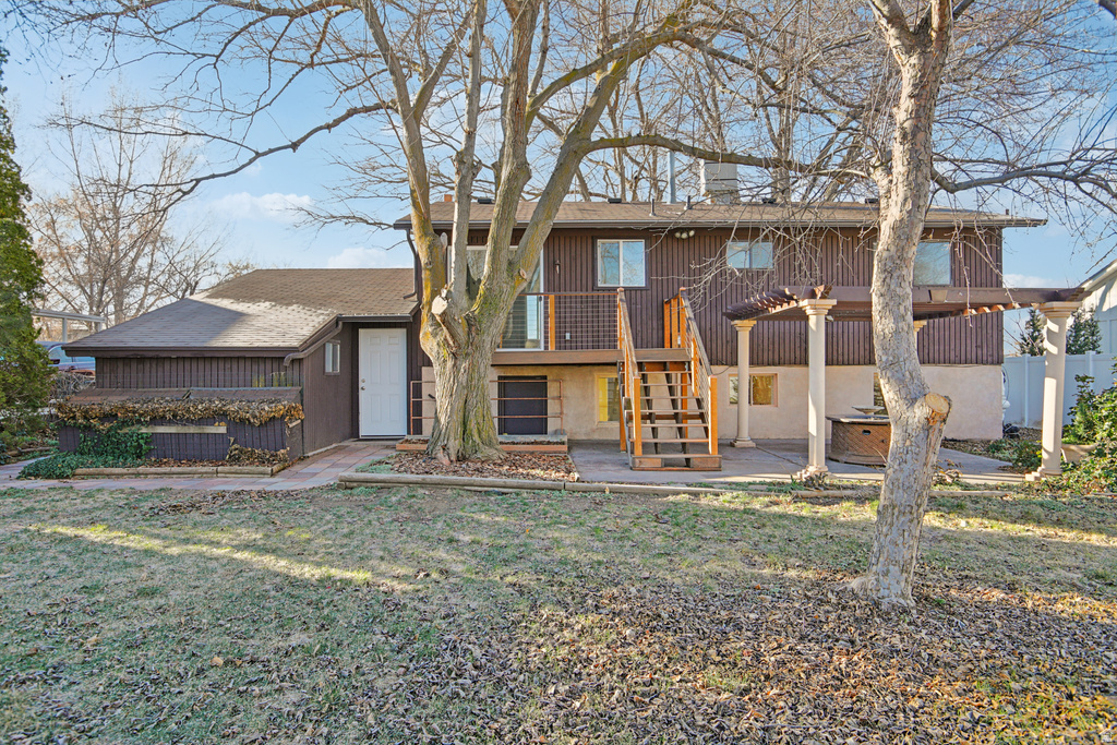 569 E ALOHA LN Sandy, UT 84070