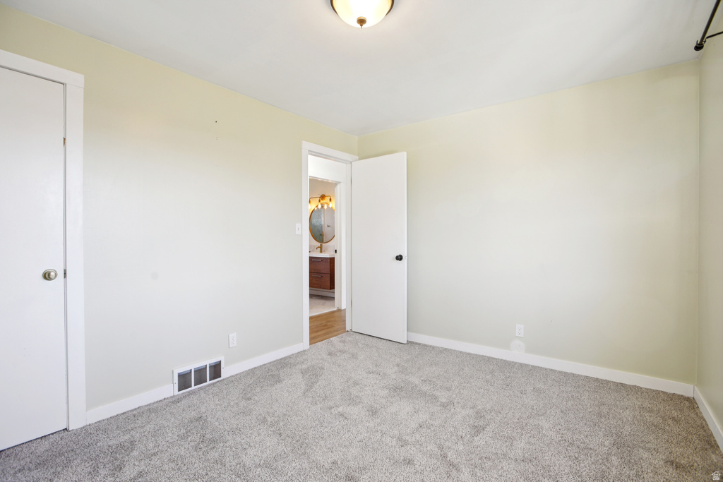 569 E ALOHA LN Sandy, UT 84070