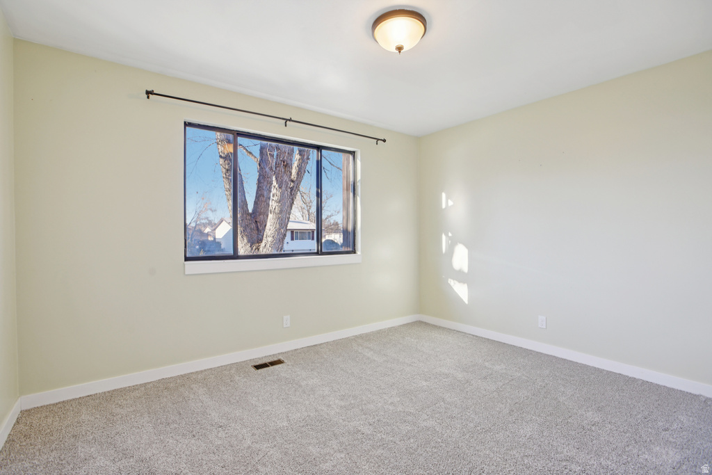 569 E ALOHA LN Sandy, UT 84070