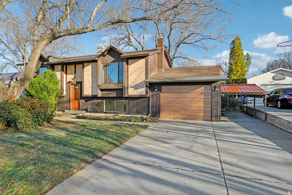 569 E ALOHA LN Sandy, UT 84070