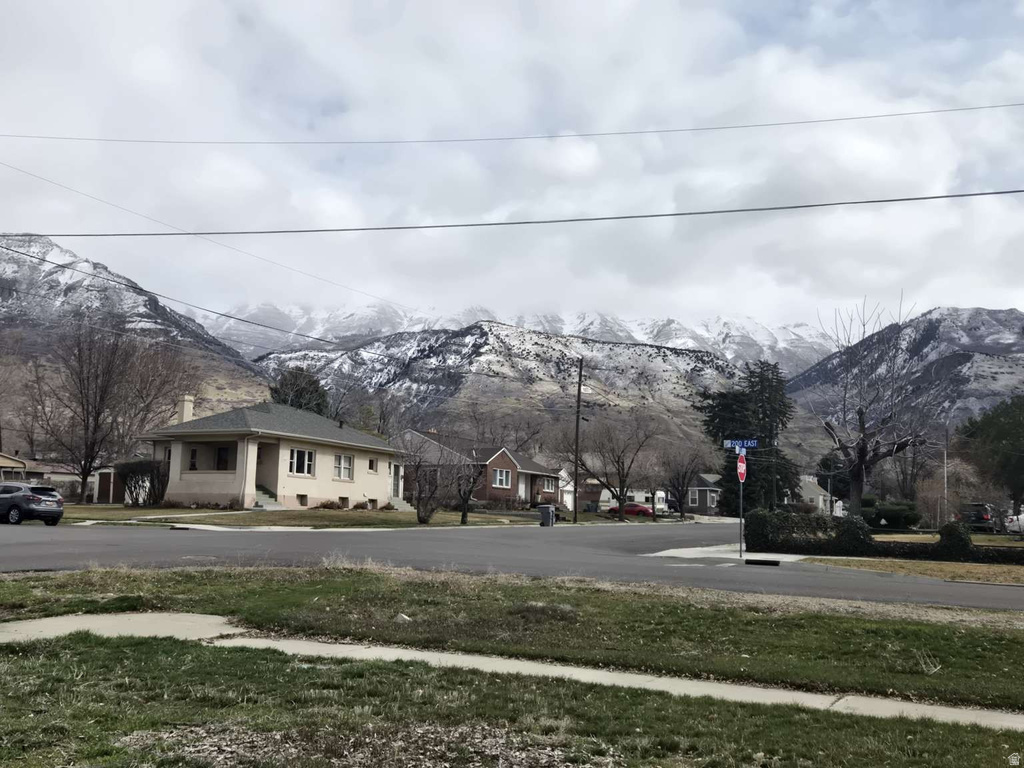 190 E 100 S Pleasant Grove, UT 84062