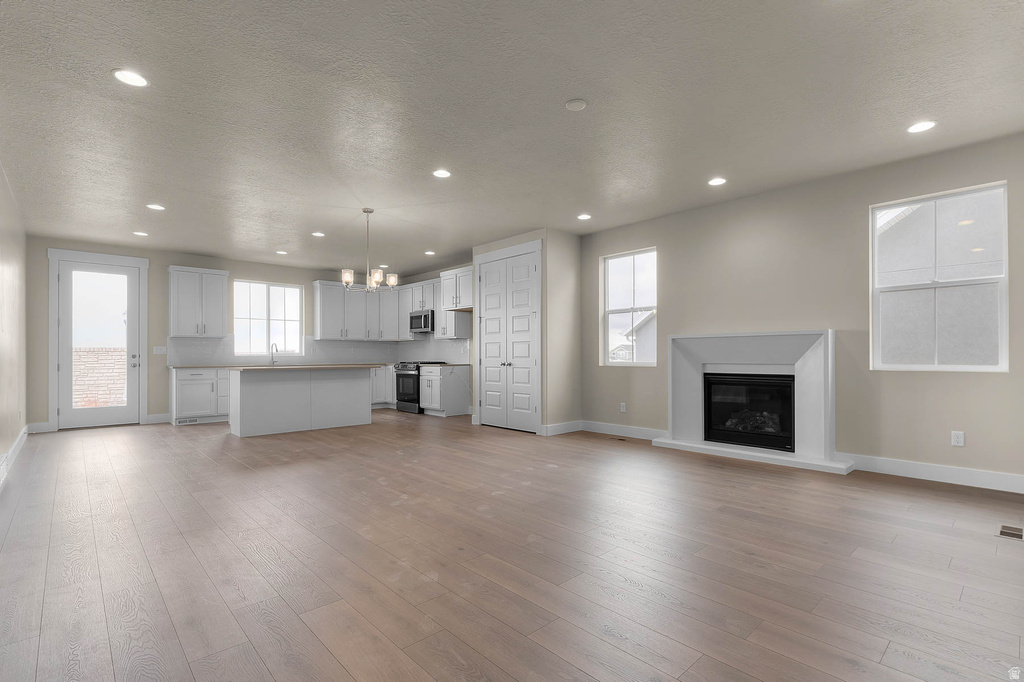 6738 W BROAD STEM WAY Herriman, UT 84096