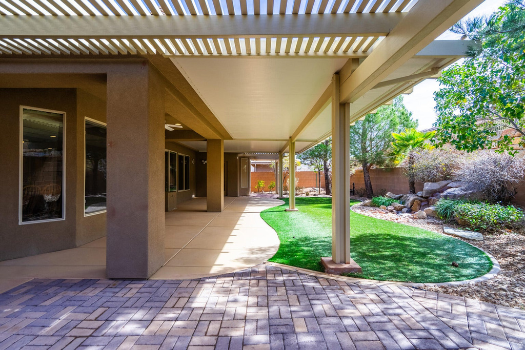 1545 W BONITA BAY CIR St George, UT 84790