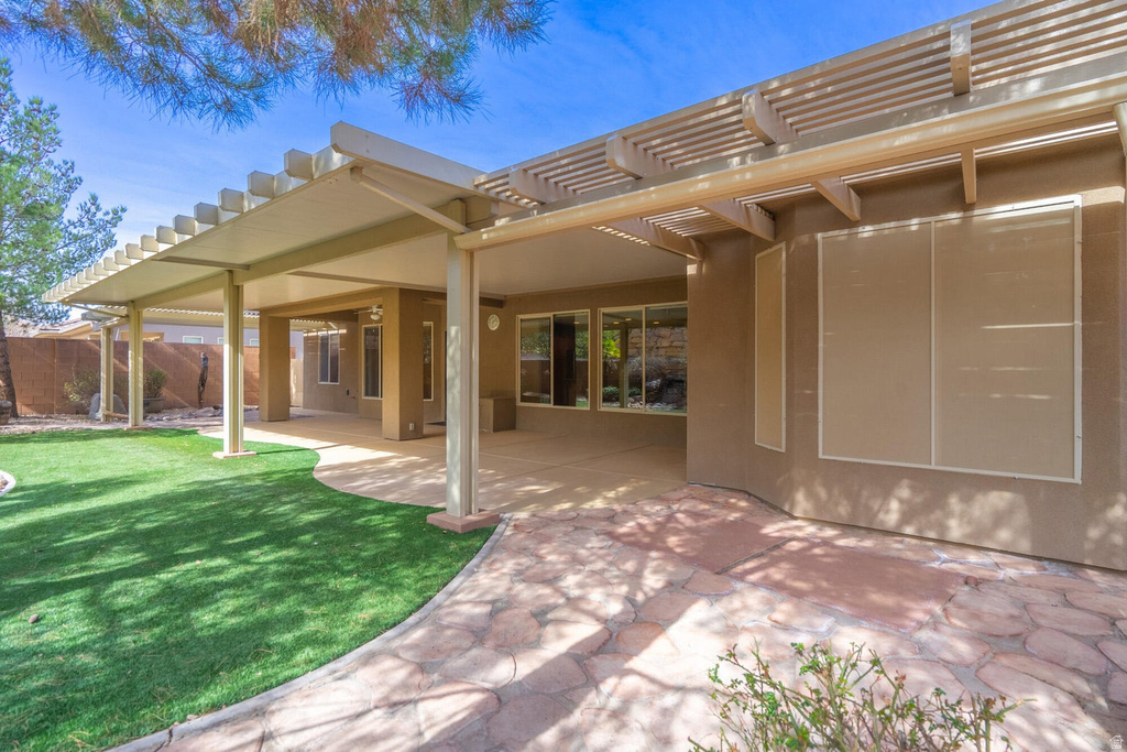 1545 W BONITA BAY CIR St George, UT 84790