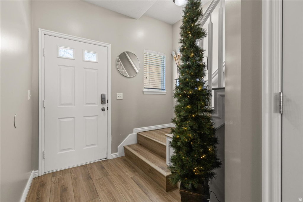 628 W CREEK BLUFF CV Sandy, UT 84070