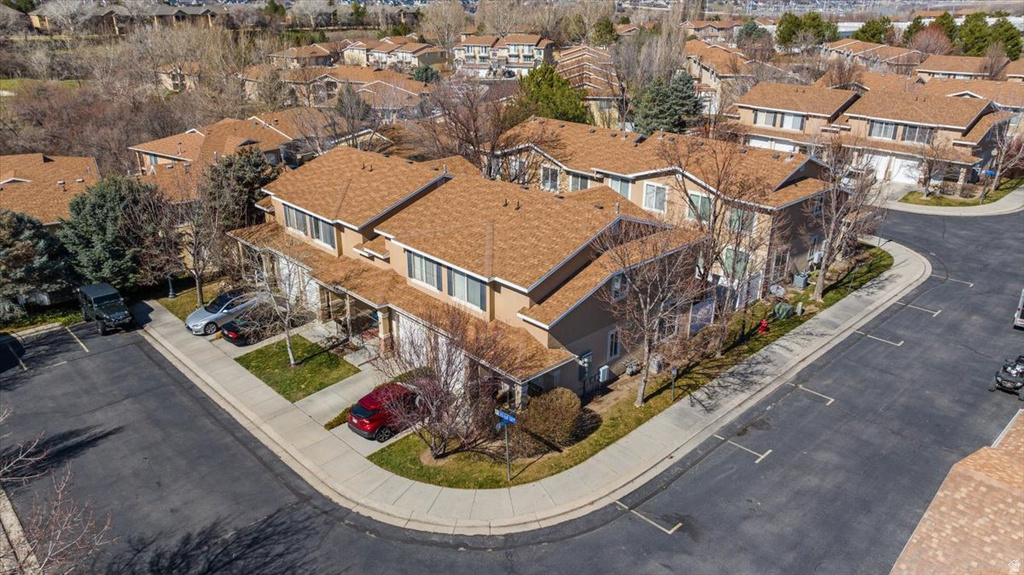 628 W CREEK BLUFF CV Sandy, UT 84070