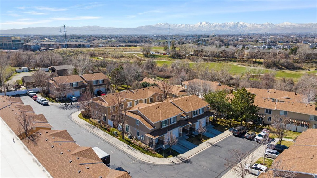 628 W CREEK BLUFF CV Sandy, UT 84070