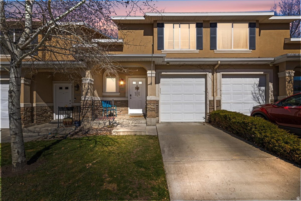 628 W CREEK BLUFF CV Sandy, UT 84070