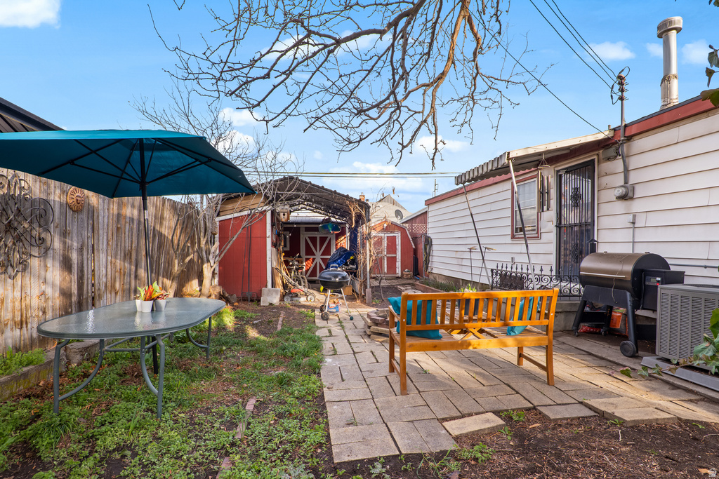 824 W DALTON AVE Salt Lake City, UT 84104