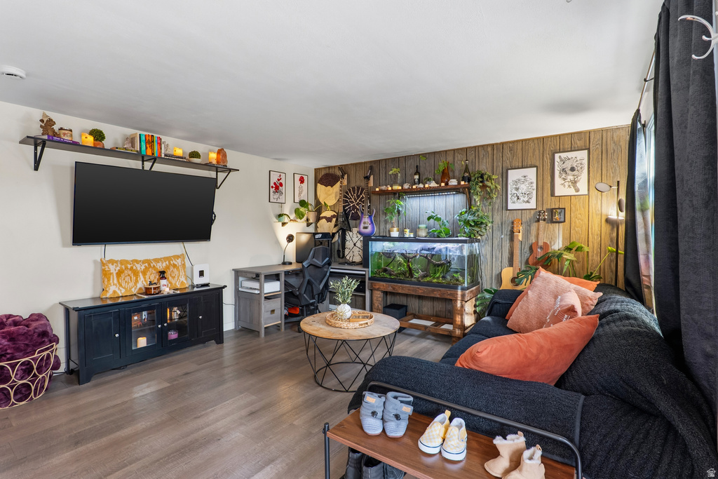 824 W DALTON AVE Salt Lake City, UT 84104