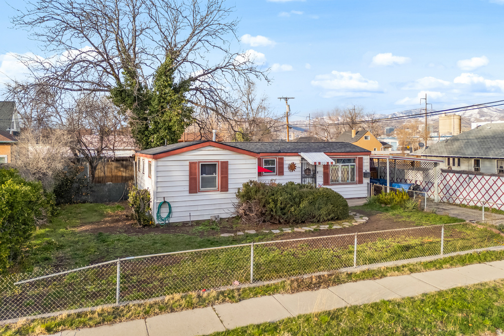 824 W DALTON AVE Salt Lake City, UT 84104