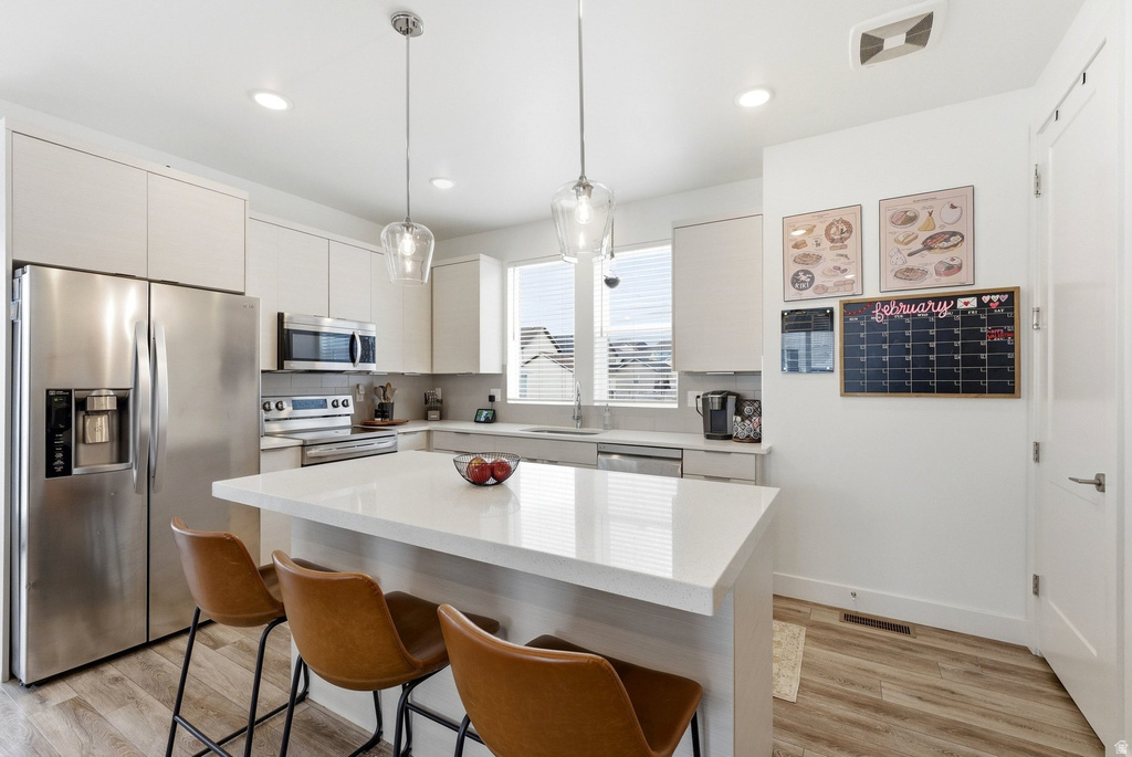 11358 S WILLOW WALK DR South Jordan, UT 84009