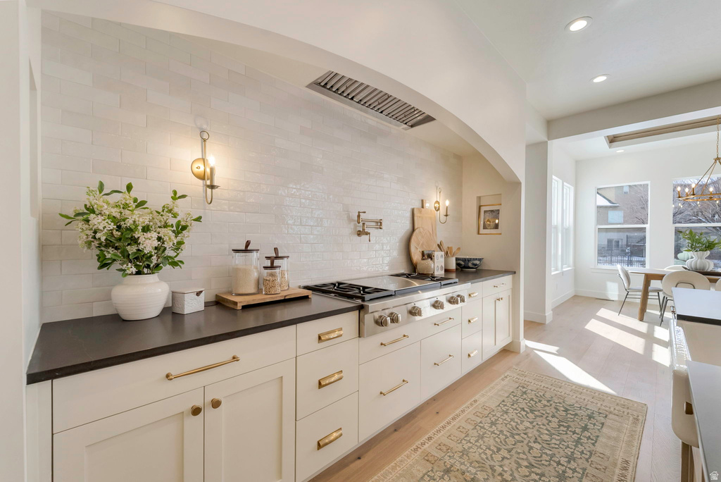 664 S WILDFLOWER CIR North Salt Lake, UT 84054