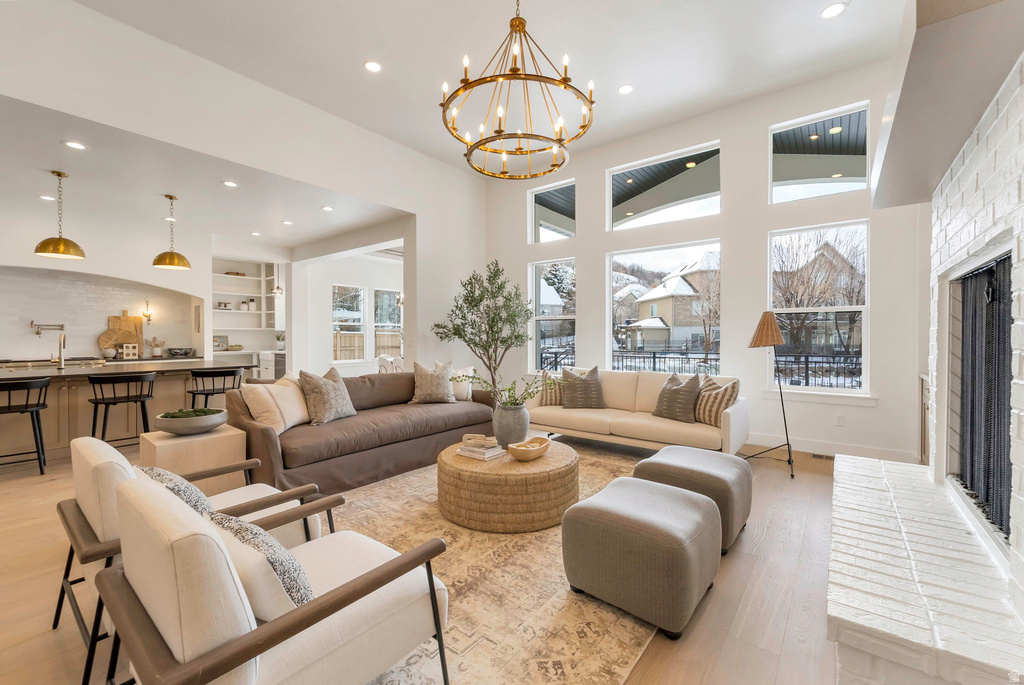 664 S WILDFLOWER CIR North Salt Lake, UT 84054