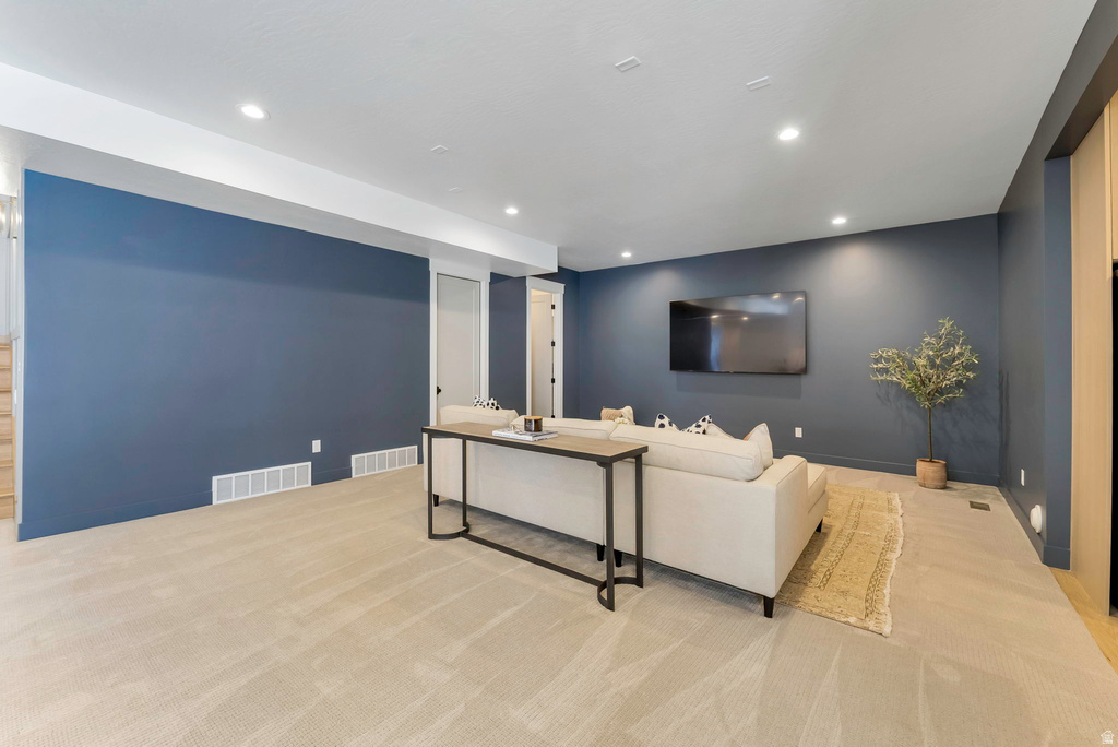 664 S WILDFLOWER CIR North Salt Lake, UT 84054