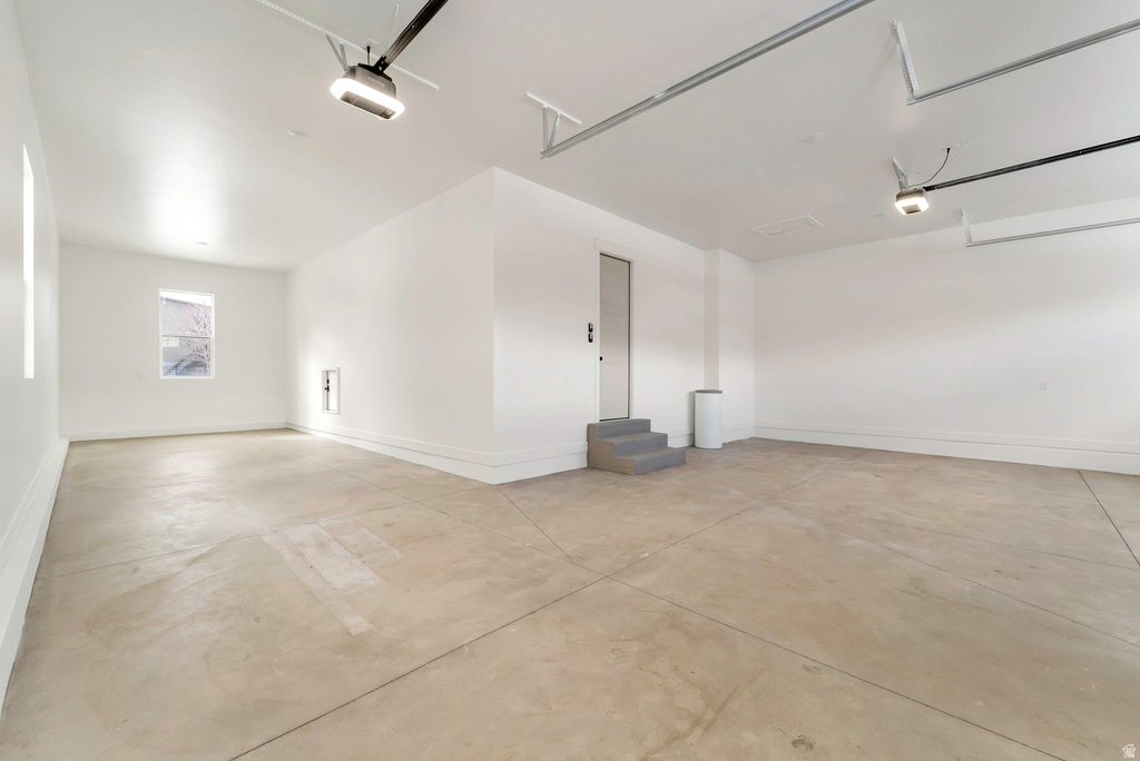 664 S WILDFLOWER CIR North Salt Lake, UT 84054