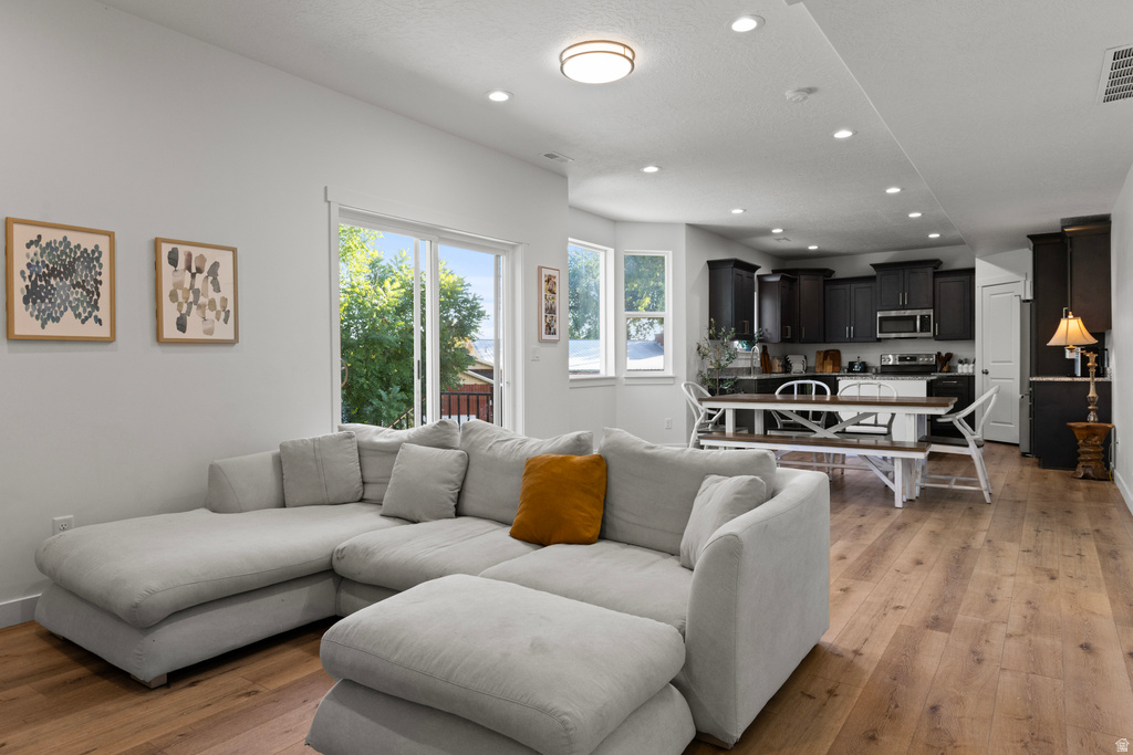 740 N 175 E Harrisville, UT 84404