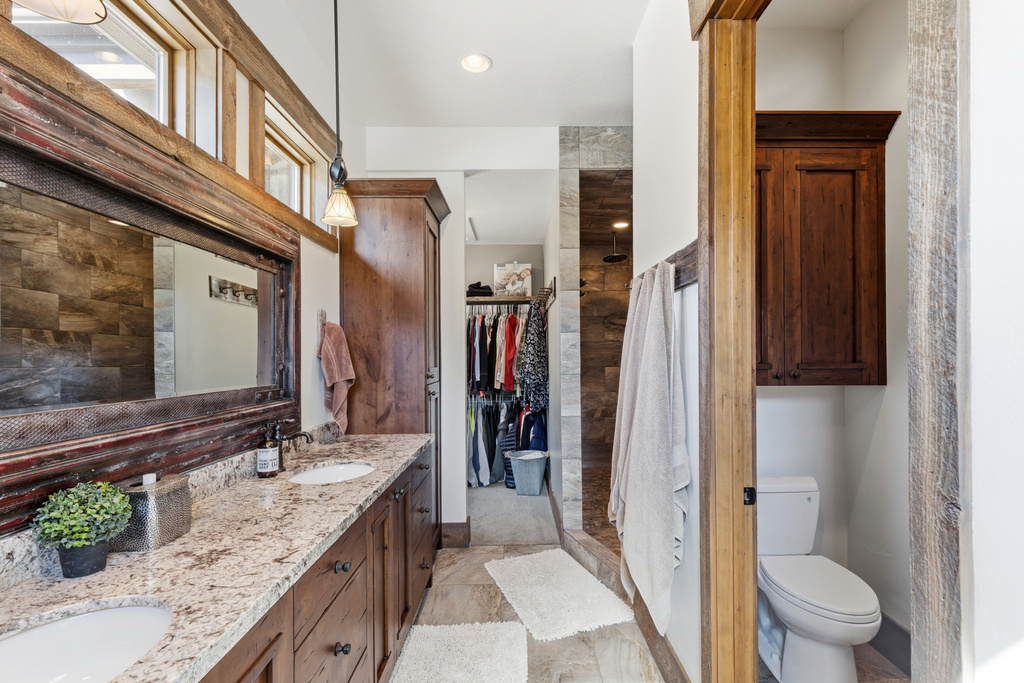 207 ASPEN CREEK CIR Fish Haven, ID 83287