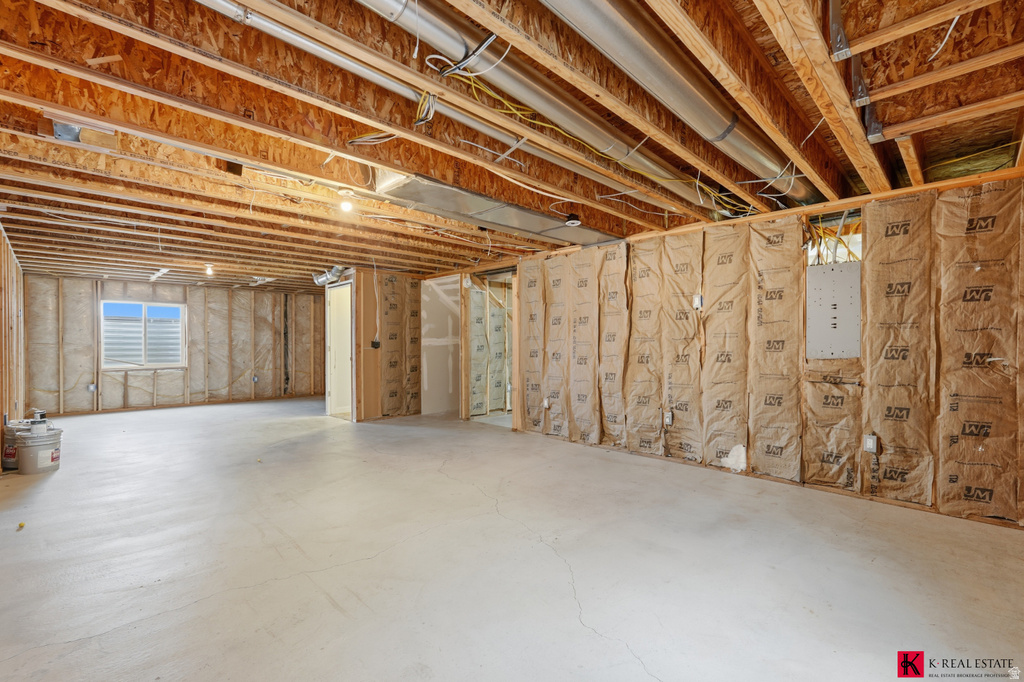 927 N PETRO DR Tooele, UT 84074