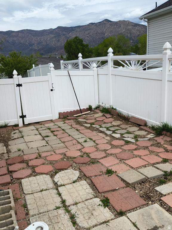 986 E 1200 N Ogden, UT 84404