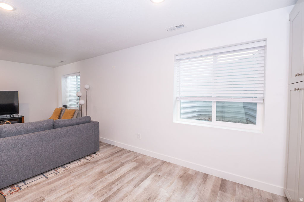 598 PLUM LN Ogden, UT 84404