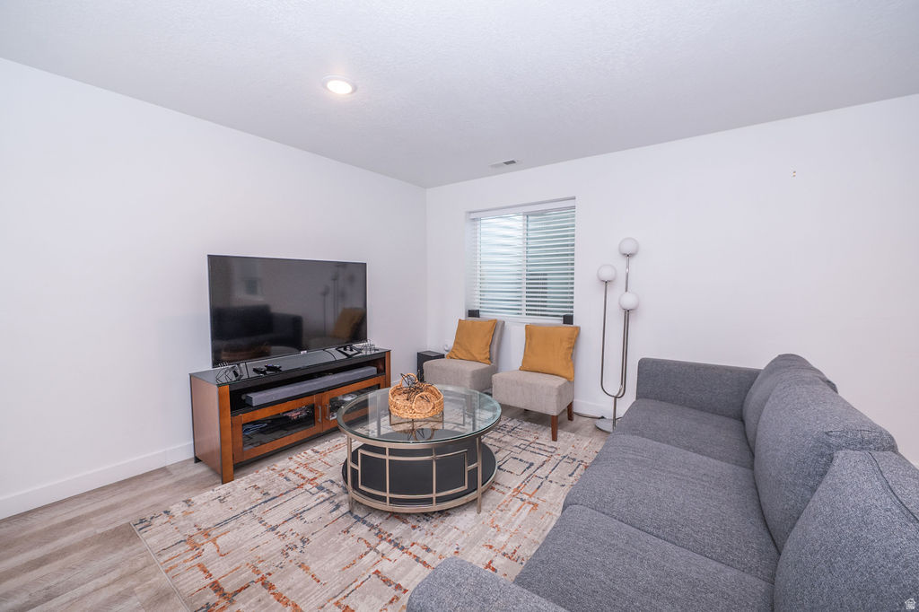 598 PLUM LN Ogden, UT 84404