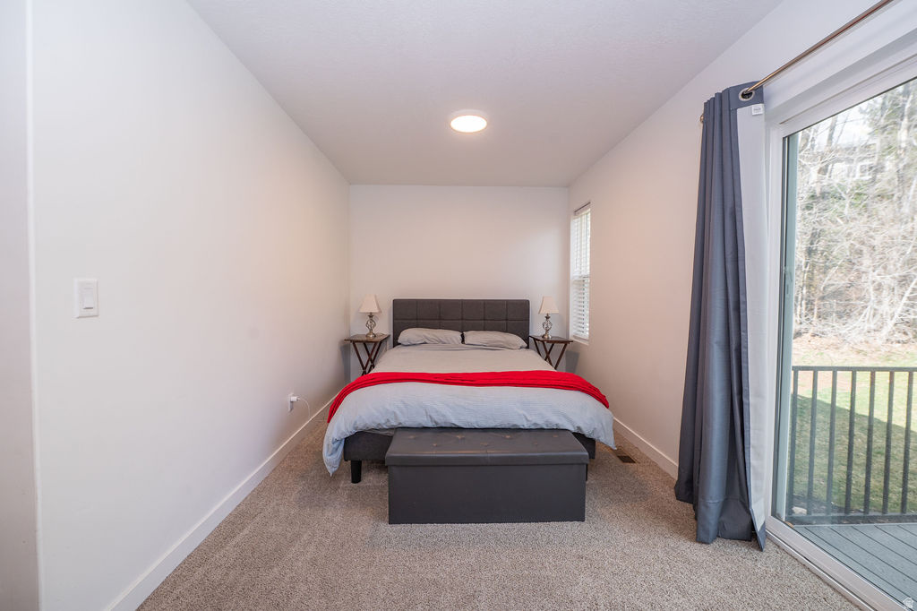 598 PLUM LN Ogden, UT 84404